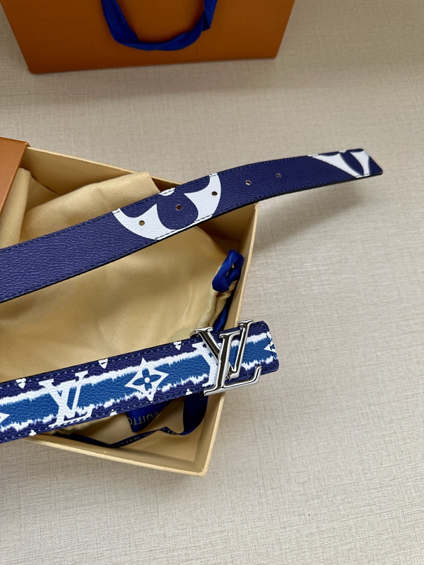 激安ルイヴィトンベルト着用イメージ